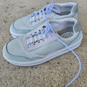 hey dudes Pastel lift platform sneakers  women's sz 9 light green